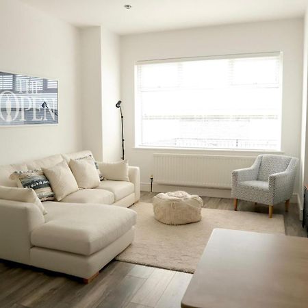 The Padora Apartment Portrush Exterior foto